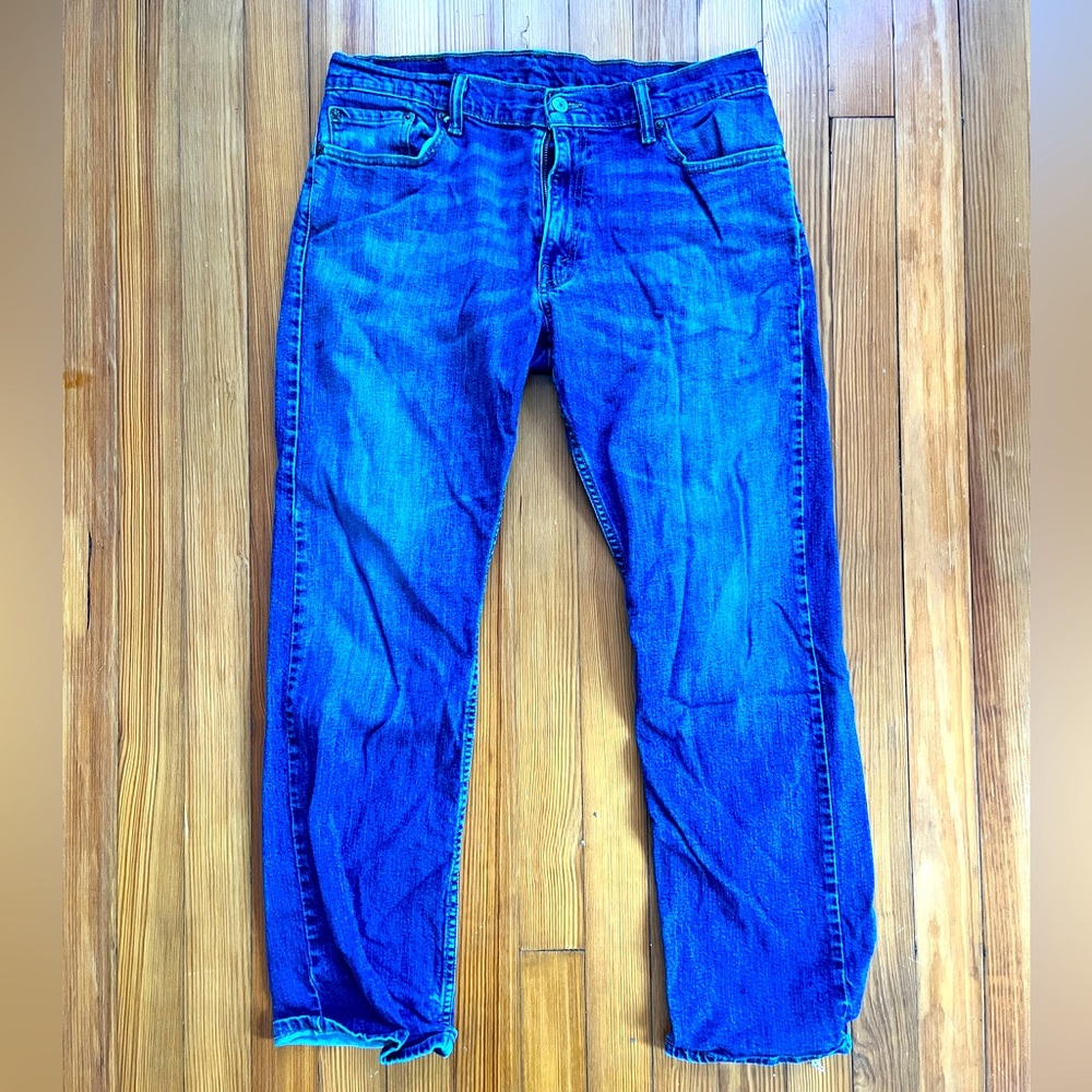 Levi Strauss 514 Blue Jeans 34 waist x 30 length